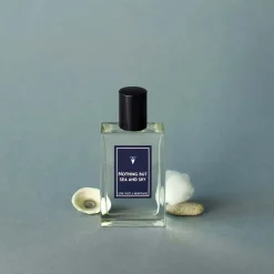 Almizcle<Une Nuit Nomade Nothing but Sea and Sky