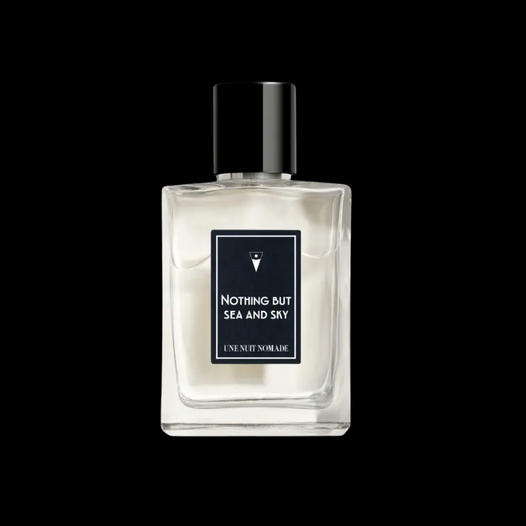 Almizcle<Une Nuit Nomade Nothing but Sea and Sky